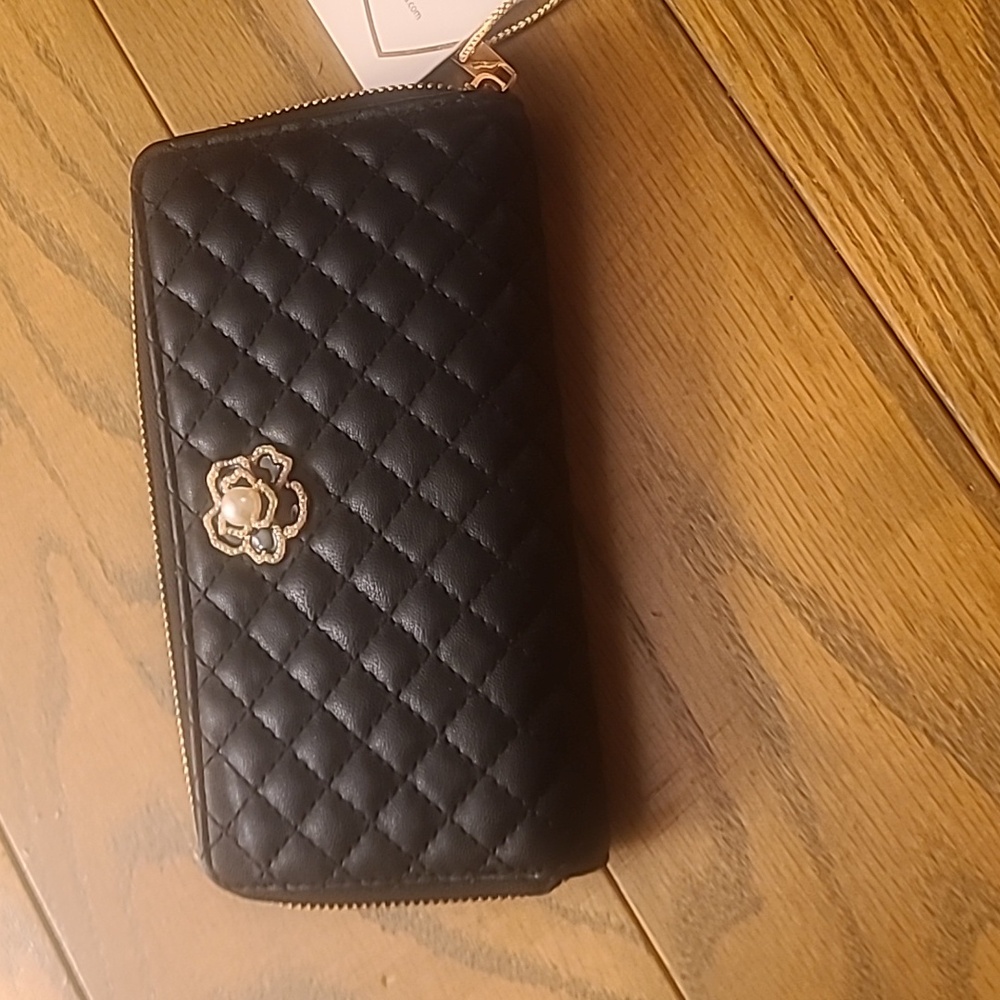 NWT IMO VEGAN Elegant Black Quilted Wallet